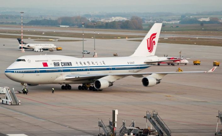 air-china_boeing_747-400_